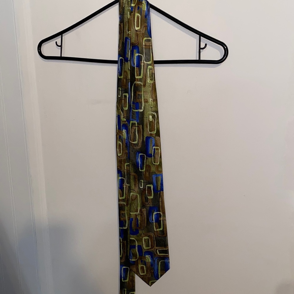 Tie